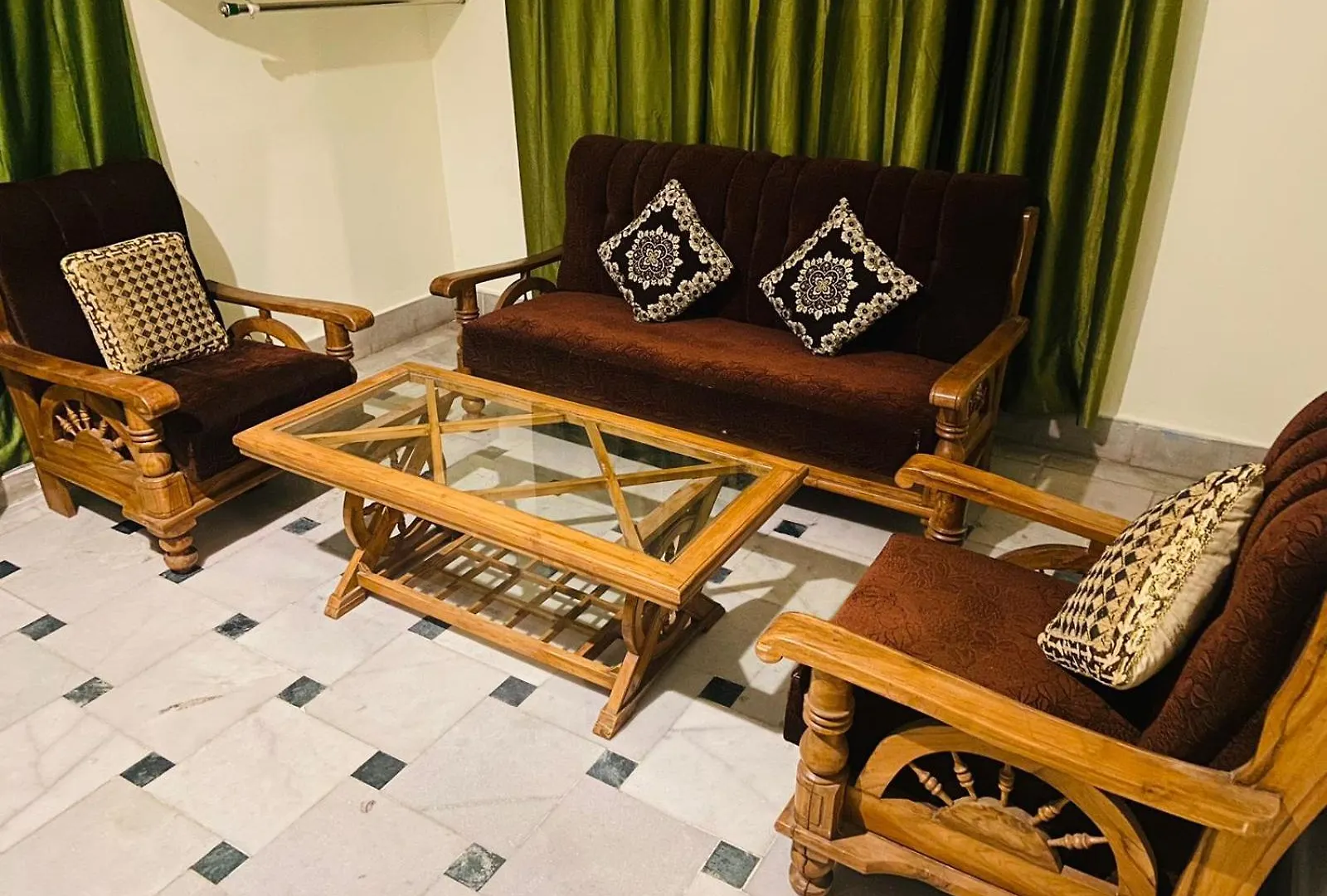 The Kaner House Varanasi Apartment